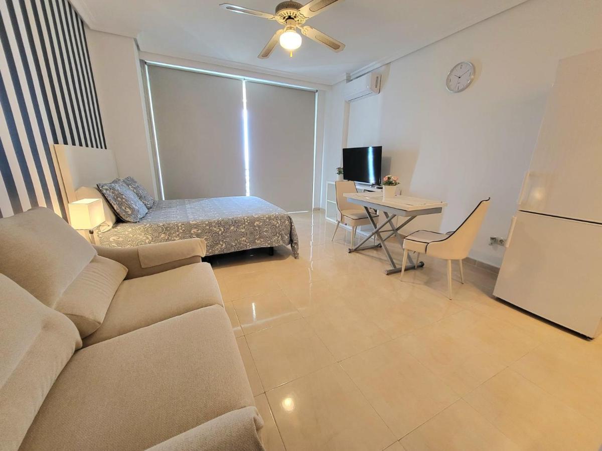 El Espigon De Santa Clara Apartment Torremolinos Ngoại thất bức ảnh